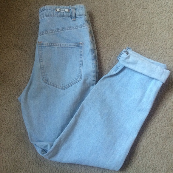 Brandy Melville high wasted mom jeans
