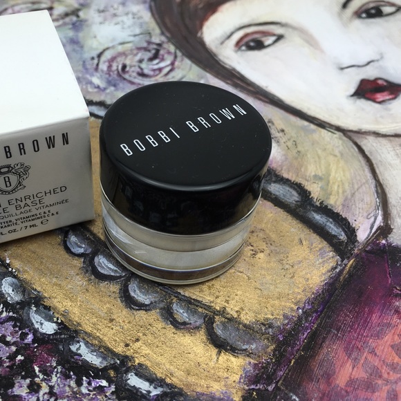 Bobbi Brown Other - 🌷Bobbie Brown vitamin enriched face base🌷