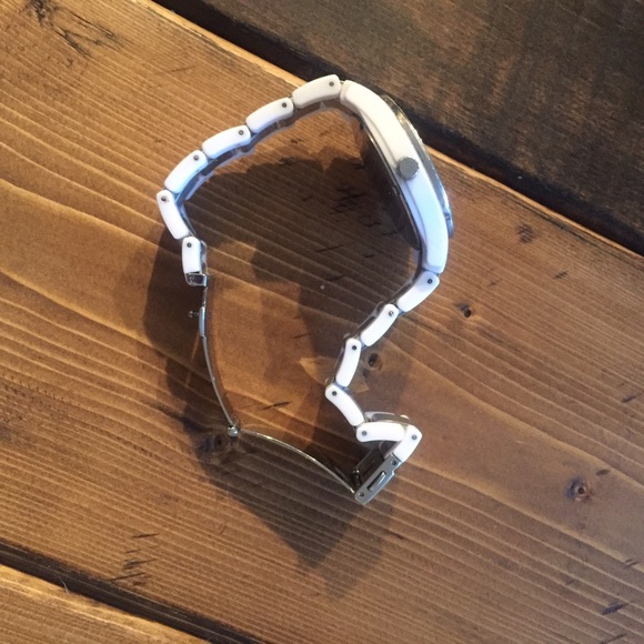 Fossil Watch - Picture 2 of 3