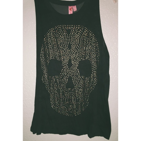 Skull shirt