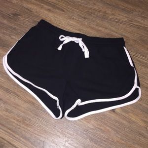 Forever 21 black athletic shorts size medium