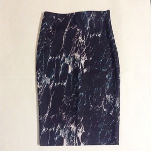 ⭐️SALE⭐️NWOT Zara Pencil Skirt