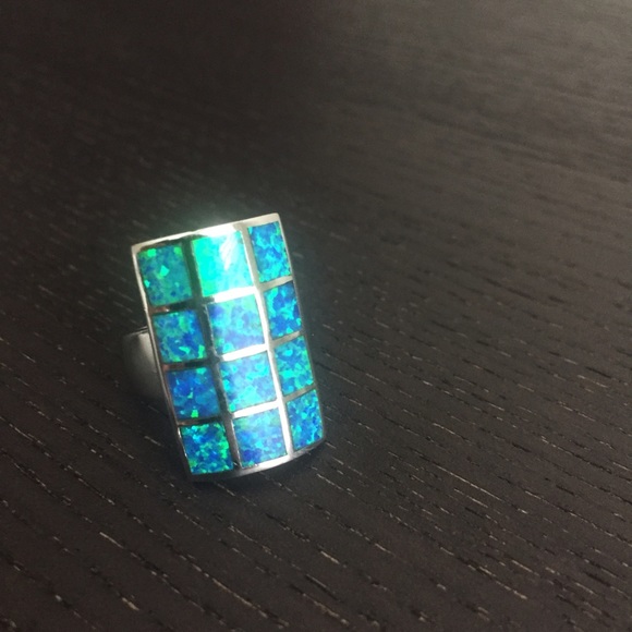 Opal ring