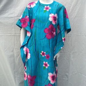 Vintage Hawaiian Mumu with Angel Sleeves