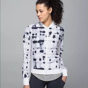 Women's lululemon Noir Jacket II RARE size 8