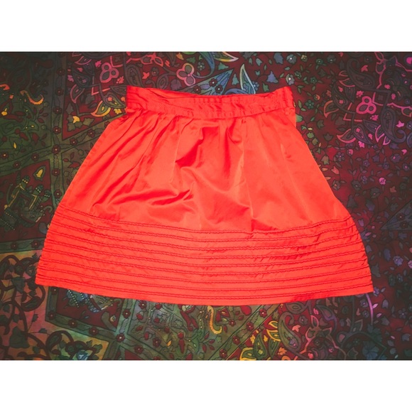 Adorable red skirt