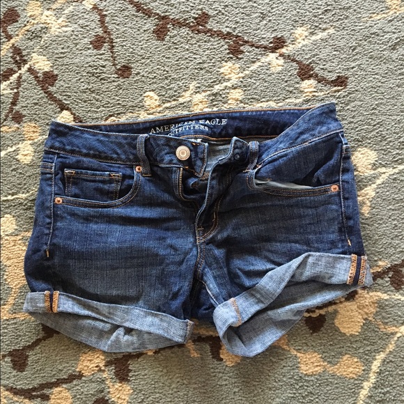 SOLD!!!!!!!!!American eagle shorts - Picture 1 of 4