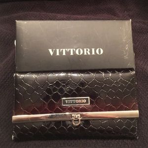 Vittorio checkbook wallet!