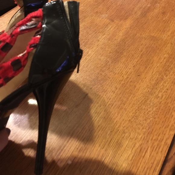 Lady bug heels!! - Picture 3 of 3