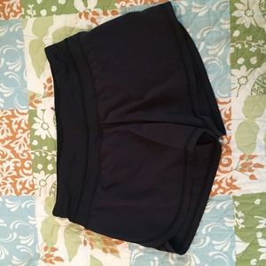 Lululemon Groove Shorts 4-Way Stretch