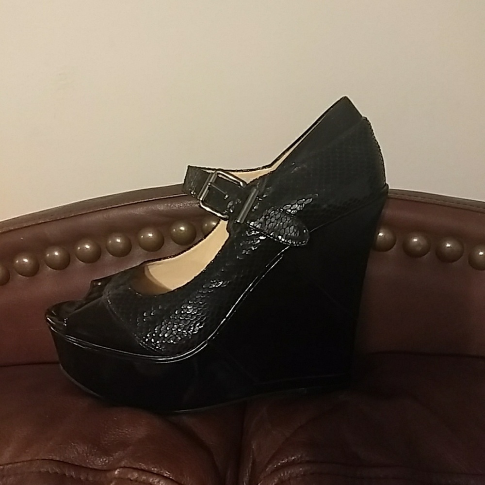 Giani Bini wedges