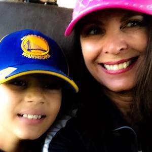 Meet your Posher, Denise