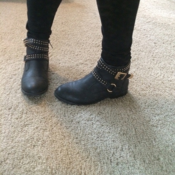Wanted Shoes - Must go✌️Studded Boots