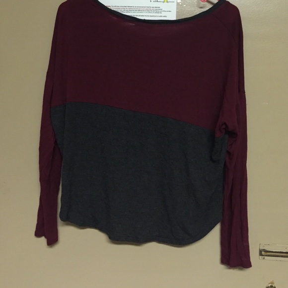 Crew neck - Picture 2 of 2