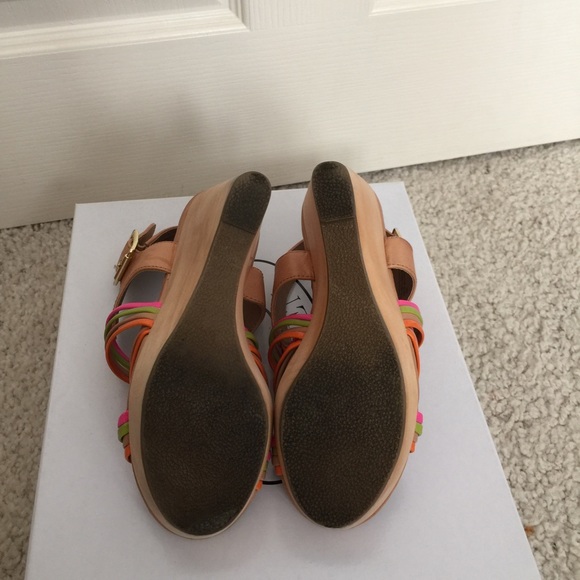 Steve Madden Wedges - Picture 4 of 4