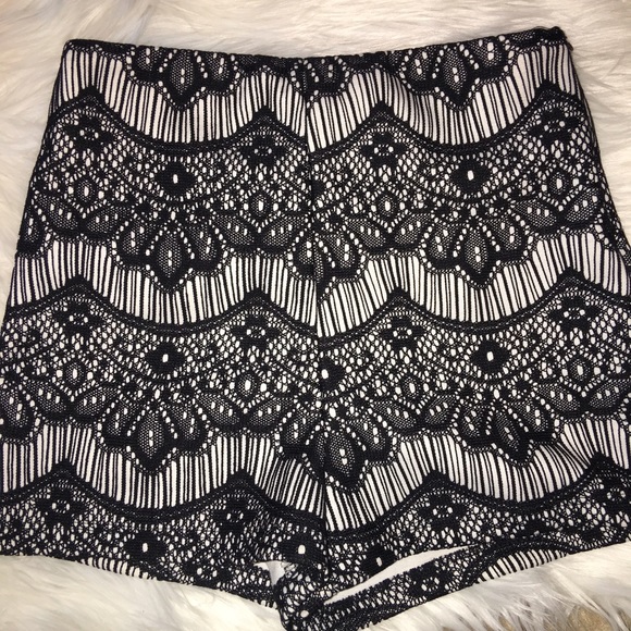 High waisted Lace shorts