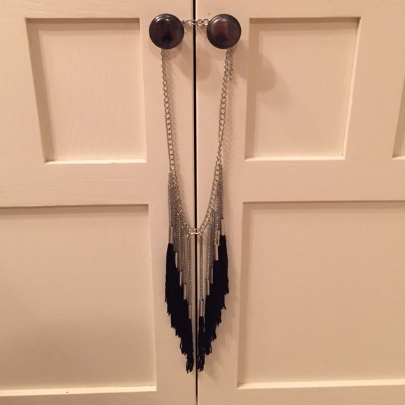 πHP! NWT black fringe statement silver necklace - Picture 2 of 4