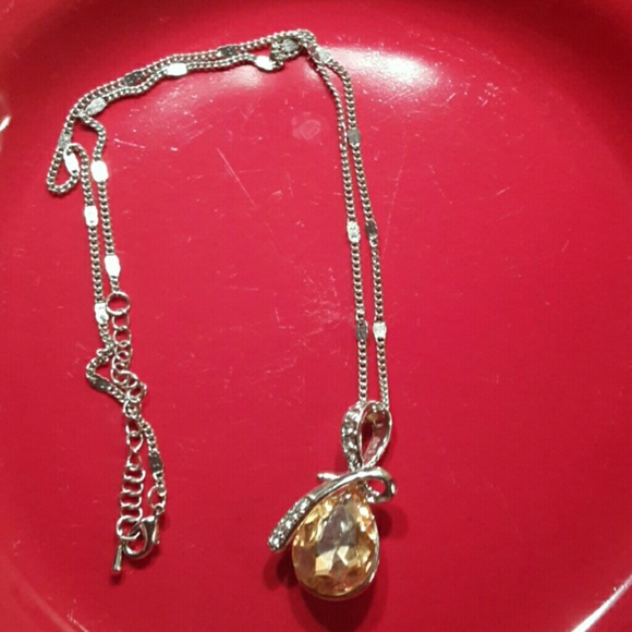 Pear shaped drop necklace - Picture 2 of 4