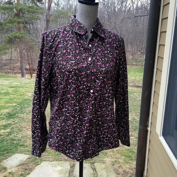 Lands End shaped print top. Birds and bees.