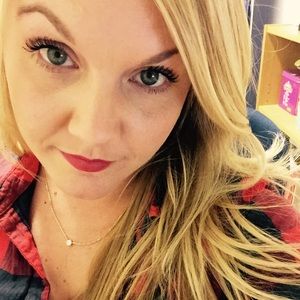 Meet your Posher, Marissa