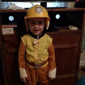 Meet your Posher, Edith