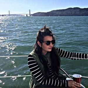 Meet your Posher, Ana