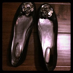 NWOT Calvin Klein black flats