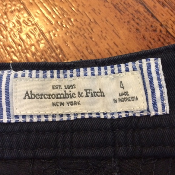 Abercrombie navy blue. - Picture 3 of 3