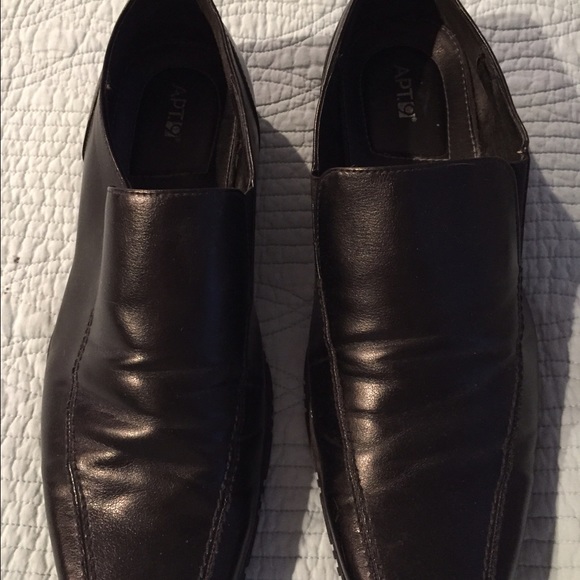 Apt. Men's Shoes Size 13 gently used. - Picture 1 of 3