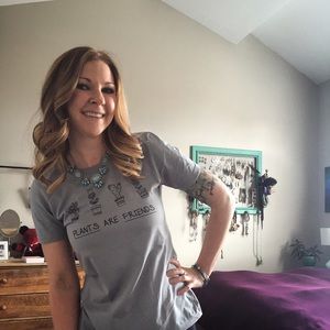 Meet your Posher, Crystal