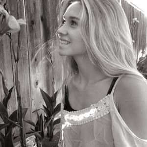 Meet your Posher, Alea