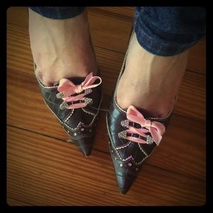 Chocolate Pebbled Lace up Bling Heels sz. 7.5