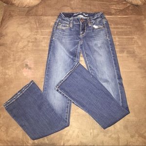 American Eagle Skinny Kick Jeans