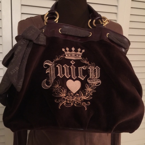 Juicy Couture Handbags - Juicy Courture chocolate handbag 👜💄JUST REDUCED"