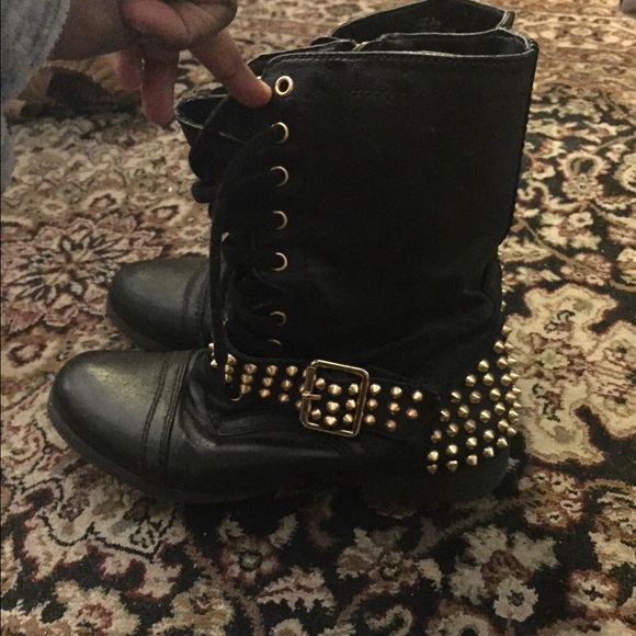 Black studded Steven madden combat boots
