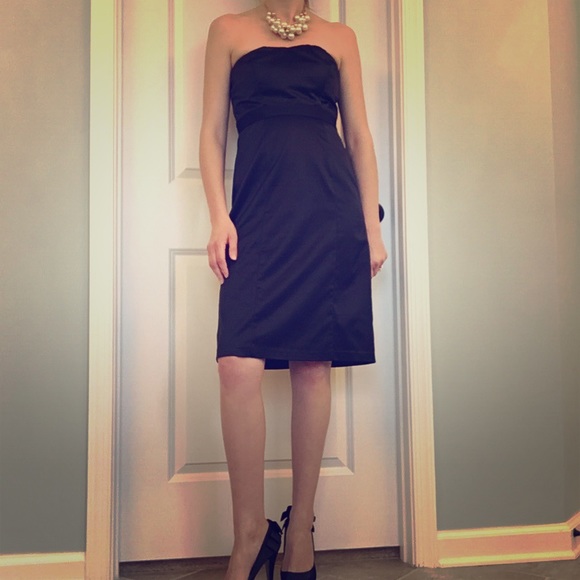 ❤️SALE❤️ The Limited black strapless dress