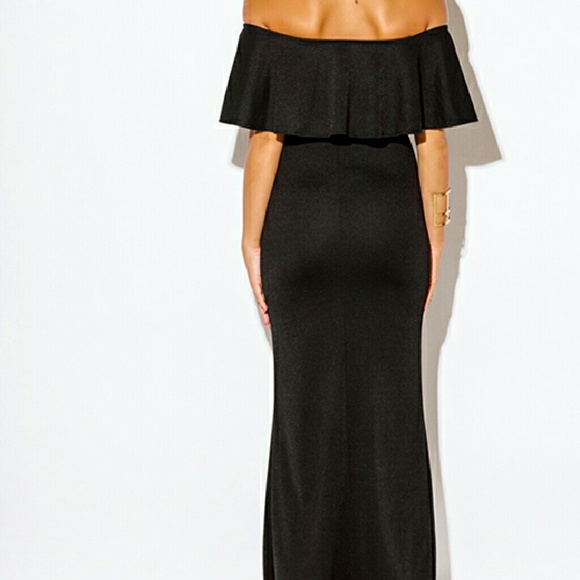 Off Shoulder Maxi Dress - Picture 2 of 4