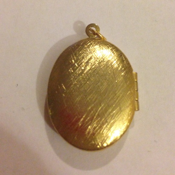 Locket Pendent - image 2