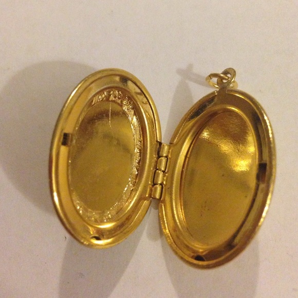 Locket Pendent - image 3