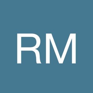 Meet your Posher, Romina