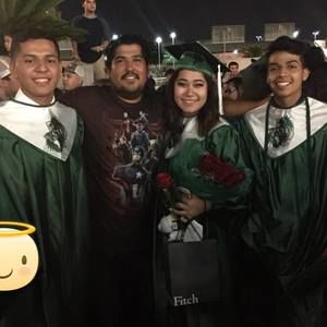 Meet your Posher, Gloriavaquerita