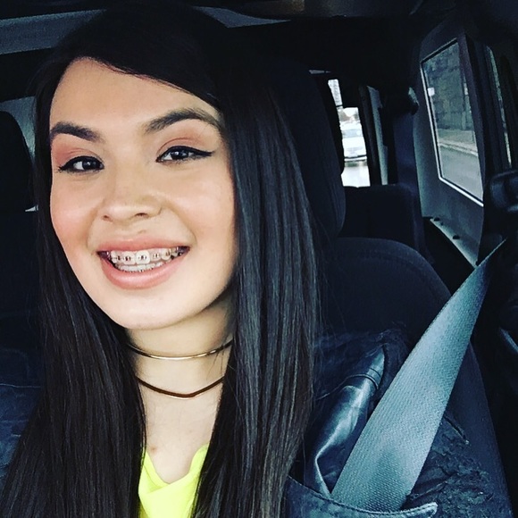 Meet your Posher, Melisa