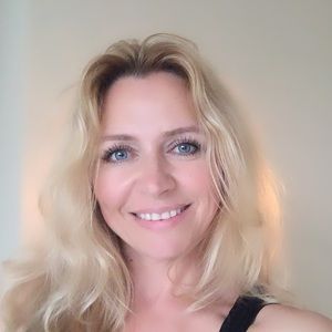 Meet your Posher, Lilia