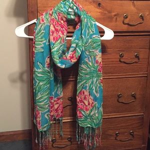 Lilly Pulitzer Murphee Scarf