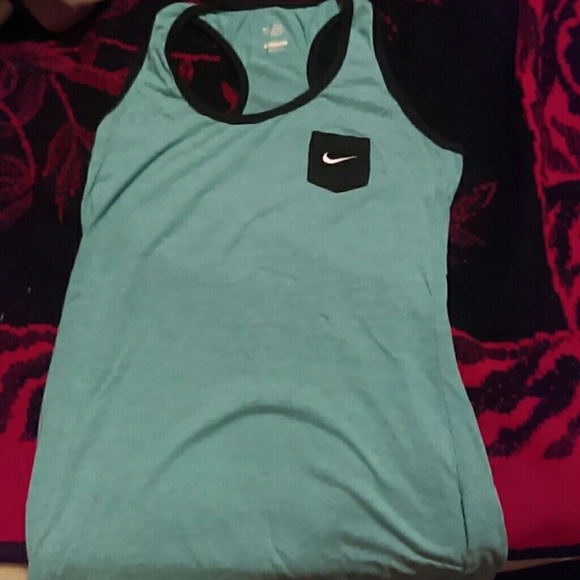 Nike muscle shirt