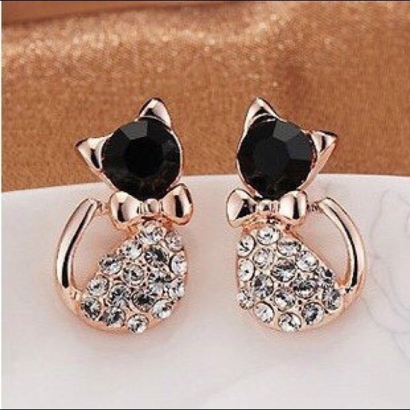 Jewelry - Bow Tie Kitty Crystal Studs Earrings