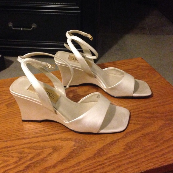 Silver sandals - Picture 2 of 2