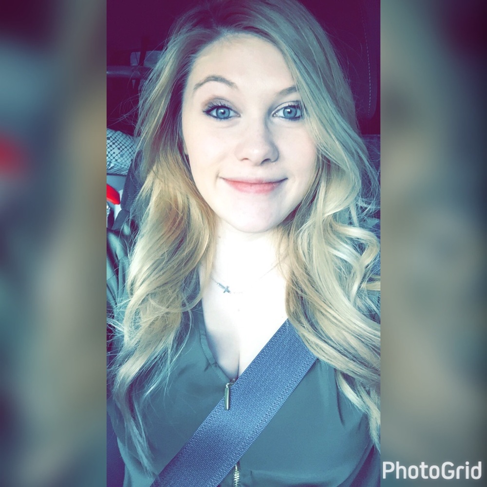 Meet your Posher, Stephanie