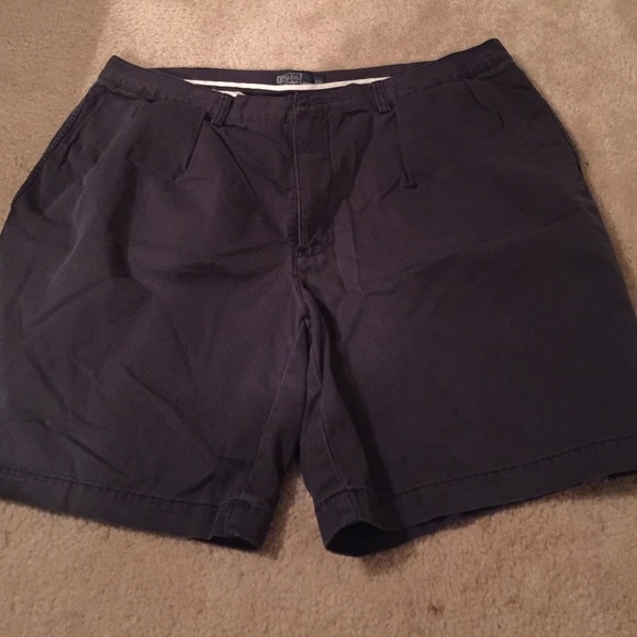 Navy Blue size 42 Ralph Lauren shorts