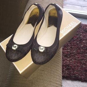 BNWT Micheal Kors Flats
